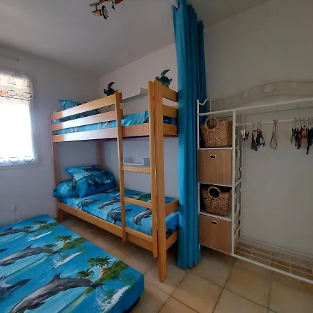 Apartmán T2-clim-fibre-garage 2,30 X 4,95 X 1,90 A La Faviere