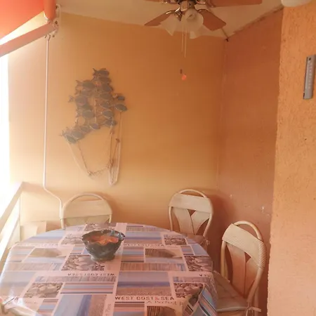 T2-clim-fibre-garage 2,30 X 4,95 X 1,90 A La Faviere * Bormes-les-Mimosas